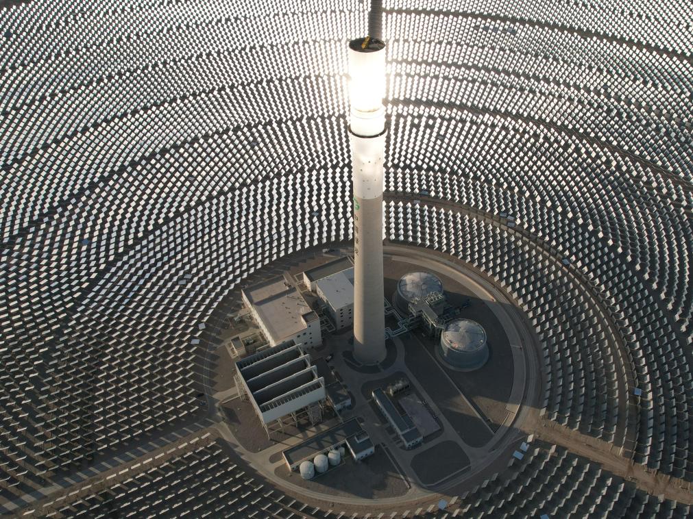 多技术路线并行 “超级镜子”在这里变身