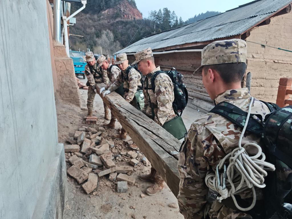 甘肃迭部5.5级地震暂未发现人员伤亡