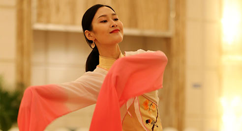 探秘世界小姐训练营: 女神 是怎样炼成的(高清