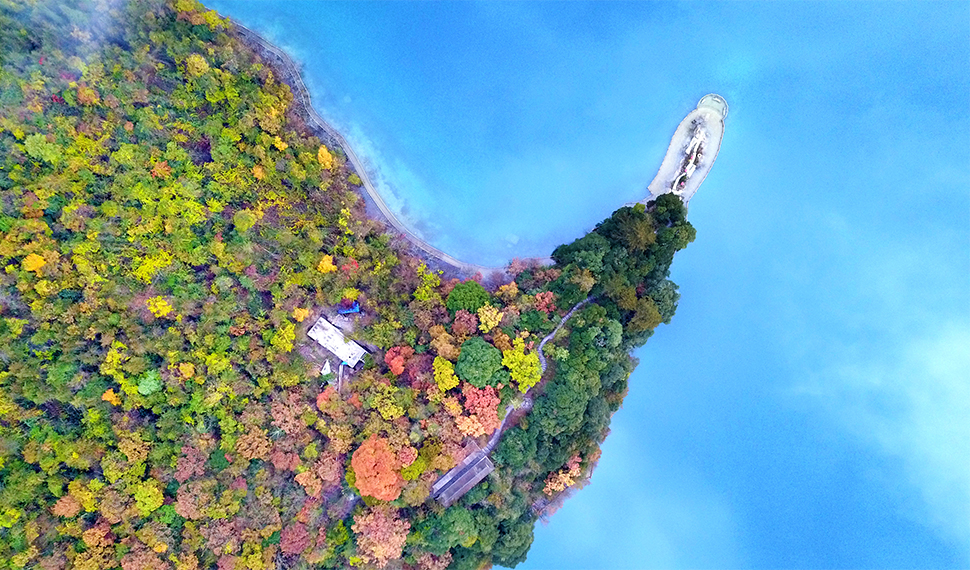 文县天池，遗落在深山的“蓝宝石”