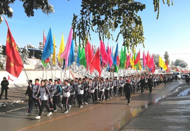 靖远：用脚步传承红色基因 助力脱贫攻坚