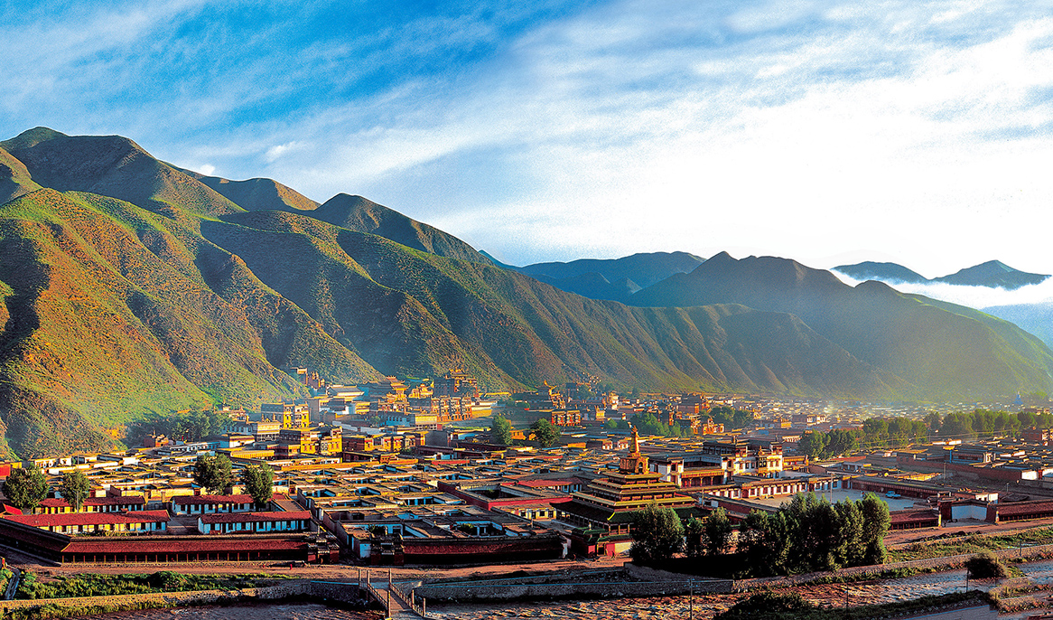 甘南藏族自治州夏河县拉卜楞寺全景