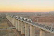 新華全媒+ | 銀川至蘭州高鐵全線開通運營