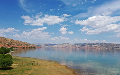 碧波荡漾黄河三湾