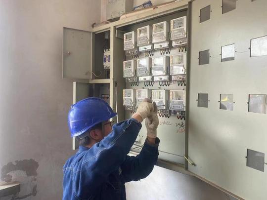 国网北湖区供电公司：奋战秋检黄金期 电网“强身”保安全