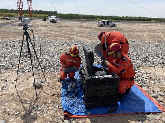 爱游戏体育- 爱游戏官方网站- 爱游戏APP下载迎建党百年 画美丽校园——塔山中心幼儿园大班毕业生户外写生